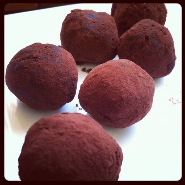 Raw (Vegan) Chocolate Truffles 3 Ways